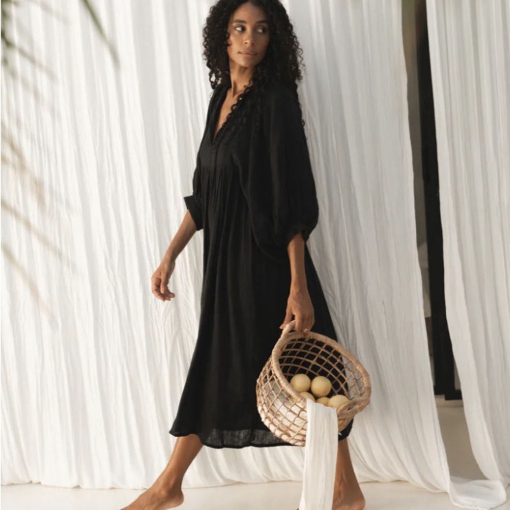 Daughters of India Kyra Midi Dress size XL black guaze